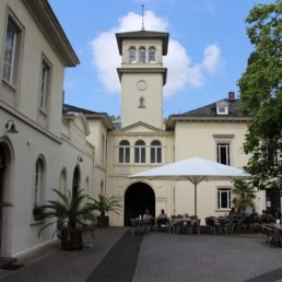 Seeheim-Jugenheim: Schloss Heilgenberg